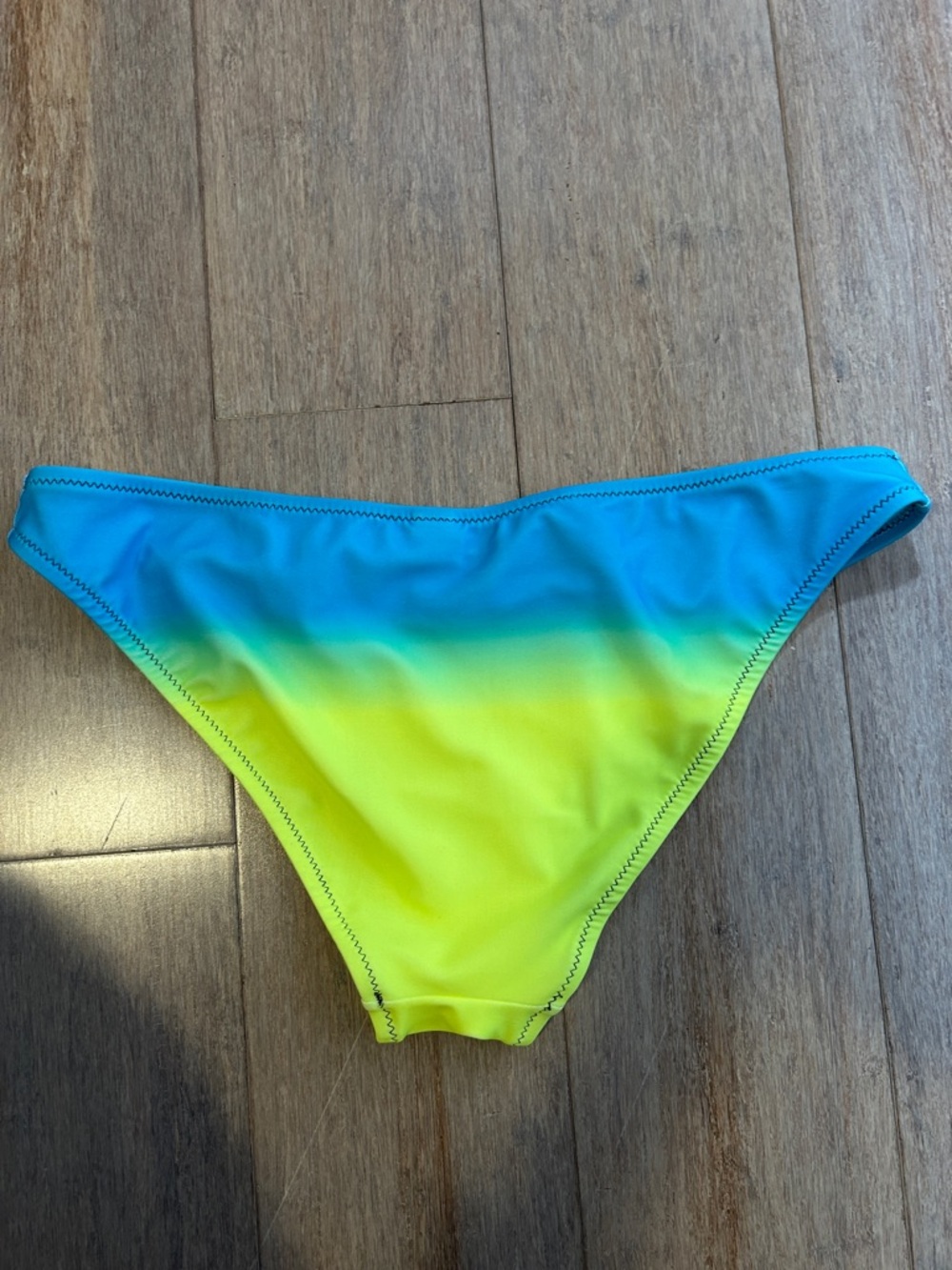 Moschino White Swim Bottom with Turquoise Trim size US 6 \ small - Picture 2 of 10